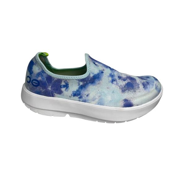 OOFOS OOmg eeZee Purple Blue Tie Dye Slip On Shoe Women Sz 8/39 Comfort Stretch - Picture 1 of 7
